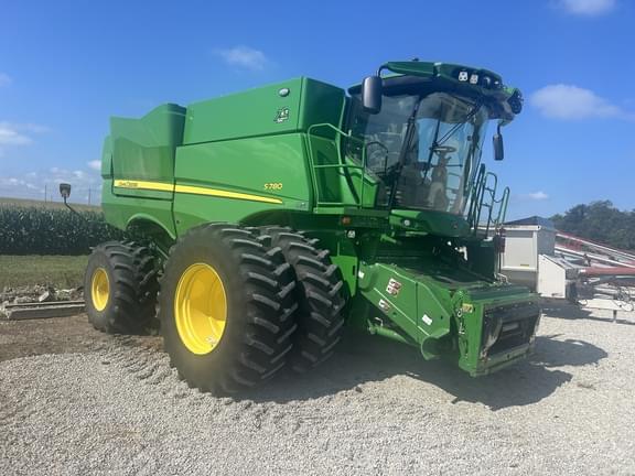 Image of John Deere S780 equipment image 2