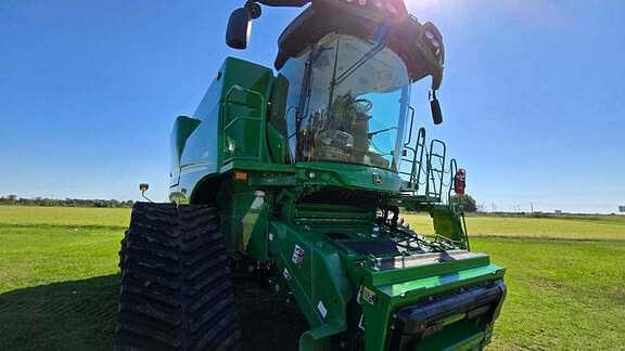 Image of John Deere S780 equipment image 4