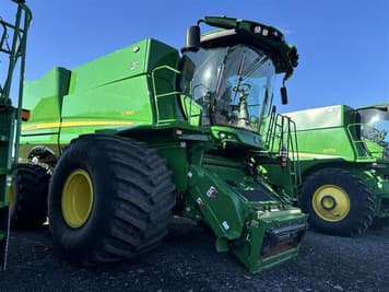 Main image John Deere S780