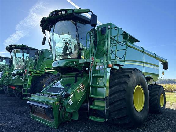 Image of John Deere S780 Primary image