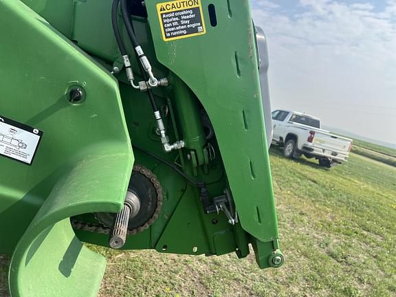 Image of John Deere S780 equipment image 2