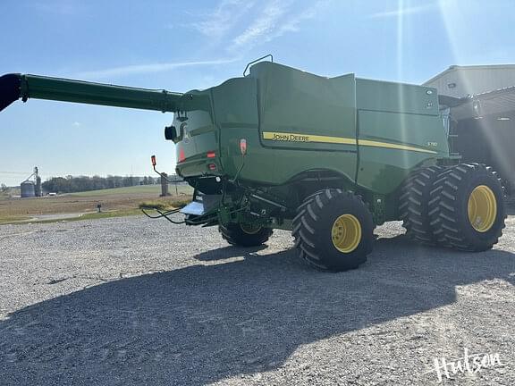 Image of John Deere S780 equipment image 2