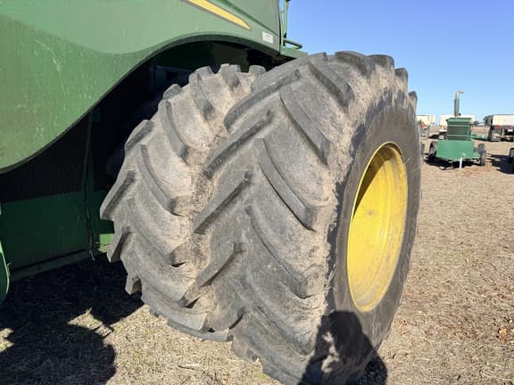 Image of John Deere S780 equipment image 1