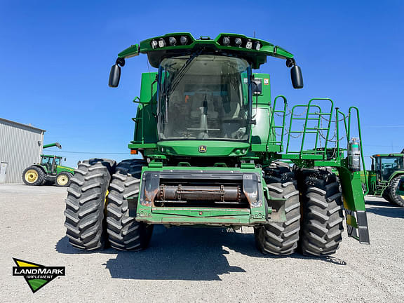 Image of John Deere S780 equipment image 1