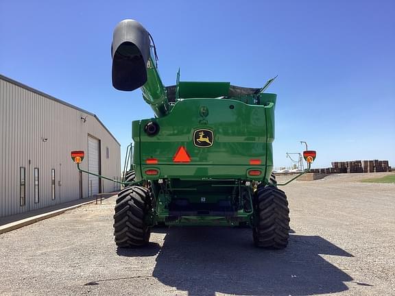 Image of John Deere S780 equipment image 4