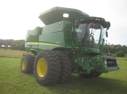 Image of John Deere S780 Primary image