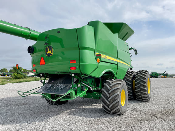 Image of John Deere S780 equipment image 4
