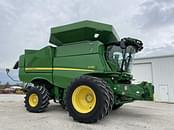 Thumbnail image John Deere S780 1