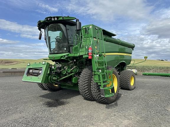 Image of John Deere S780 Primary image