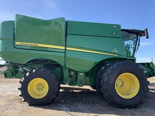 Main image John Deere S780 1