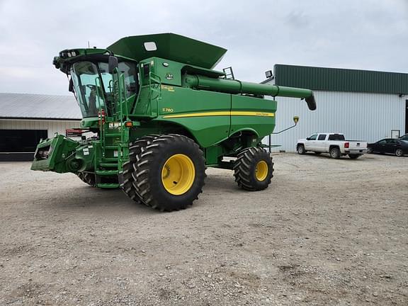 Image of John Deere S780 equipment image 4
