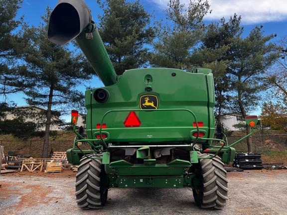 Image of John Deere S780 equipment image 4