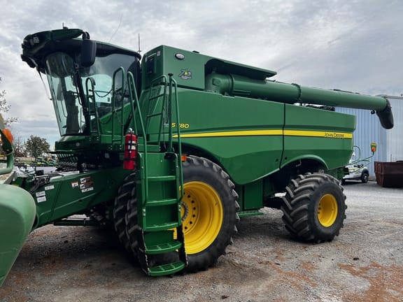 2022 John Deere S780 Equipment Image0