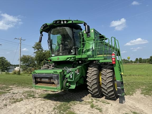 Image of John Deere S780 Primary image