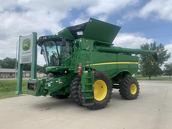 Image of John Deere S780 Primary image