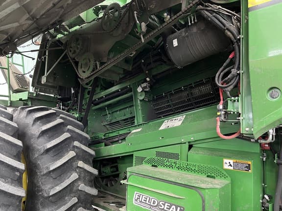 Image of John Deere S780 equipment image 3