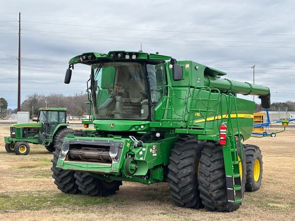 2022 John Deere S780 Equipment Image0