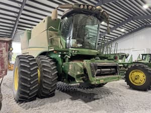 2022 John Deere S780 Image