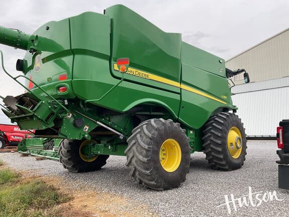 Image of John Deere S780 equipment image 3