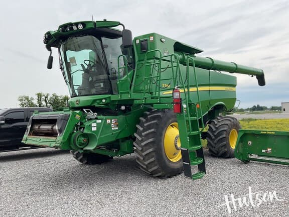 Image of John Deere S780 equipment image 2