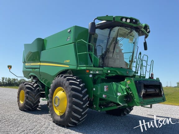 2022 John Deere S780 Equipment Image0