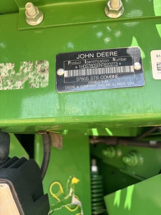 Image of John Deere S780 equipment image 1