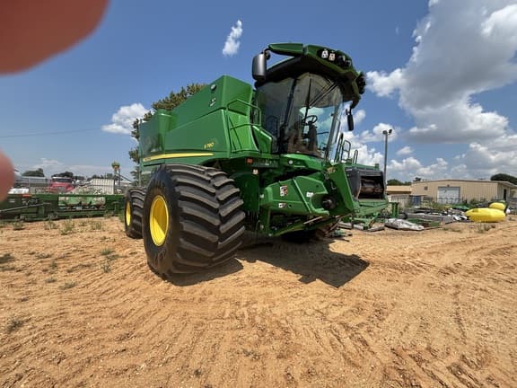 Image of John Deere S780 Primary image