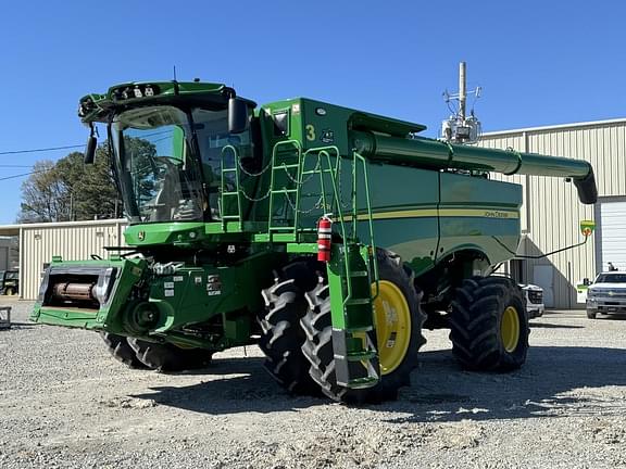 Image of John Deere S780 Primary image