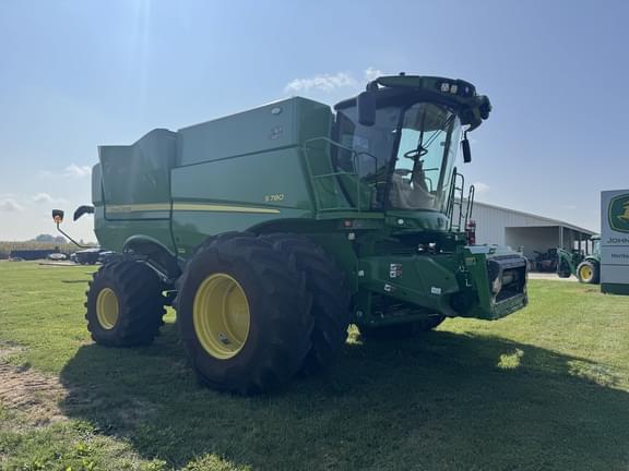 Image of John Deere S780 equipment image 3
