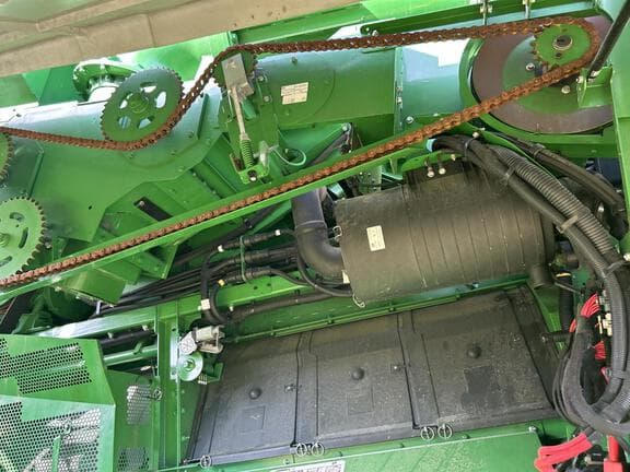 Image of John Deere S780 equipment image 4