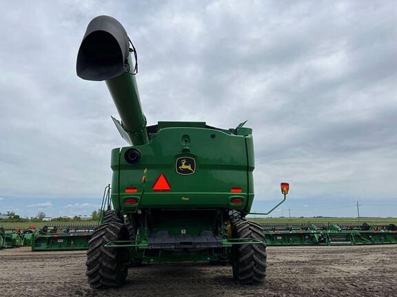 Image of John Deere S780 equipment image 3