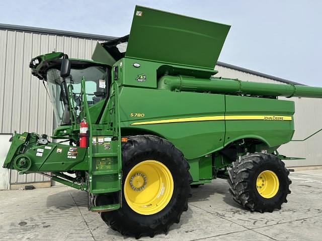 Image of John Deere S780 Primary image