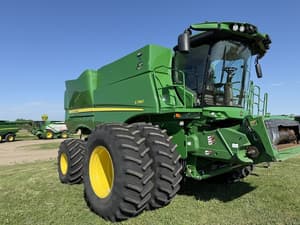 2022 John Deere S780 Image