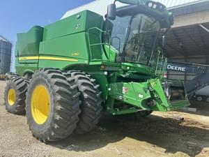 2022 John Deere S780 Image