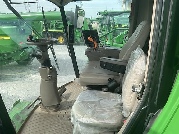 Image of John Deere S780 equipment image 3