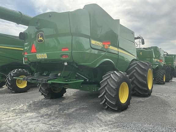 Image of John Deere S780 equipment image 2