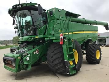 Main image John Deere S780
