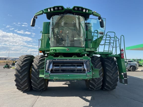 2022 John Deere S780 Equipment Image0