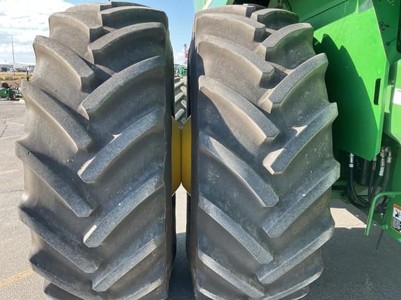 Image of John Deere S780 equipment image 4