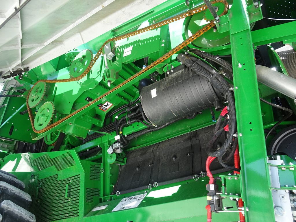 Main image John Deere S780