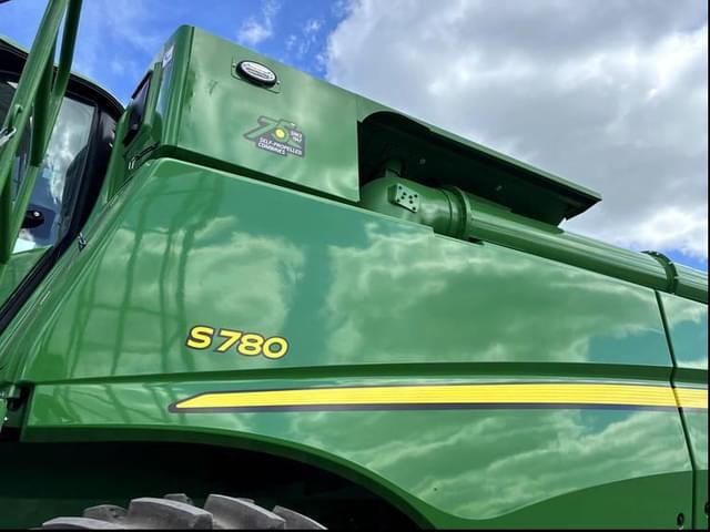 Image of John Deere S780 equipment image 3