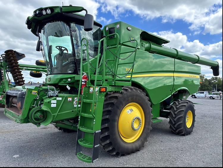 Image of John Deere S780 Primary image