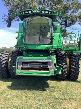 Image of John Deere S780 equipment image 3