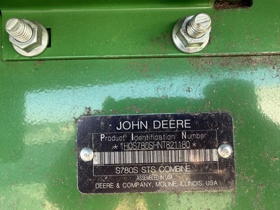 Image of John Deere S780 equipment image 1