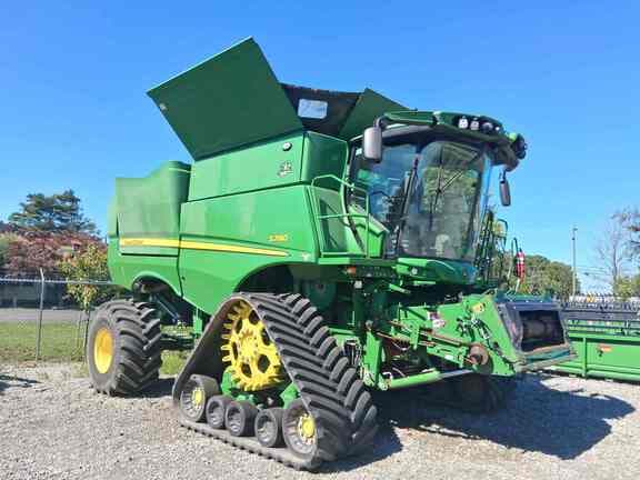 Image of John Deere S780 equipment image 1
