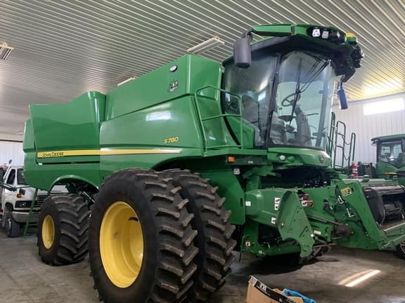 Image of John Deere S780 equipment image 3