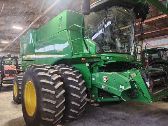 Image of John Deere S780 Primary image