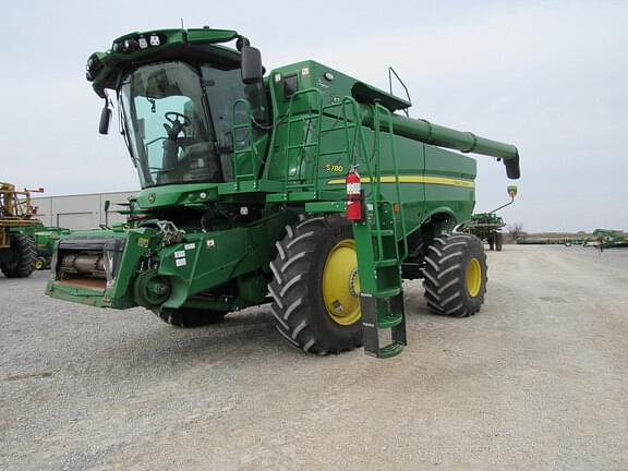 Image of John Deere S780 Primary image