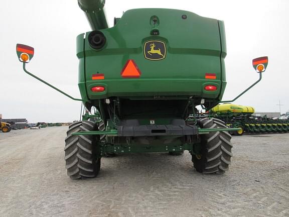 Image of John Deere S780 equipment image 3