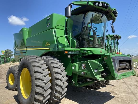 Image of John Deere S780 equipment image 3